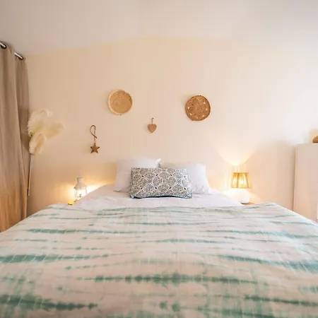 Maison Au Cœur De La Chaume Garage Fermé Сasa de vacaciones *