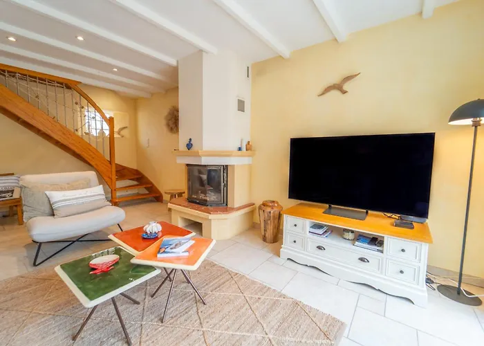 Prázdninový dům Maison Au Coeur De La Chaume Garage Ferme